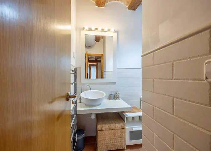Flat 1 Bedroom Historical Center *